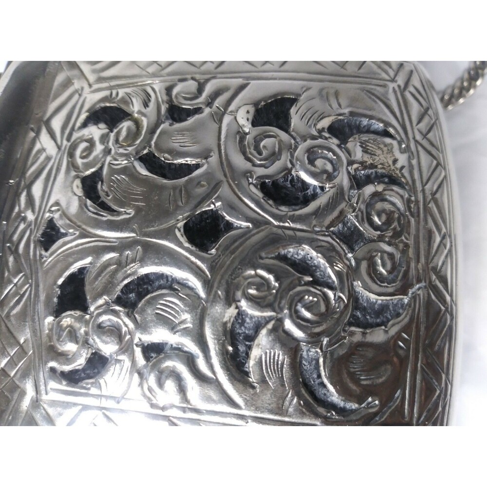 Vintage Metal Crossbody Bag Floral Embossed Metal Body Bohemian Boho - Picture 7 of 8